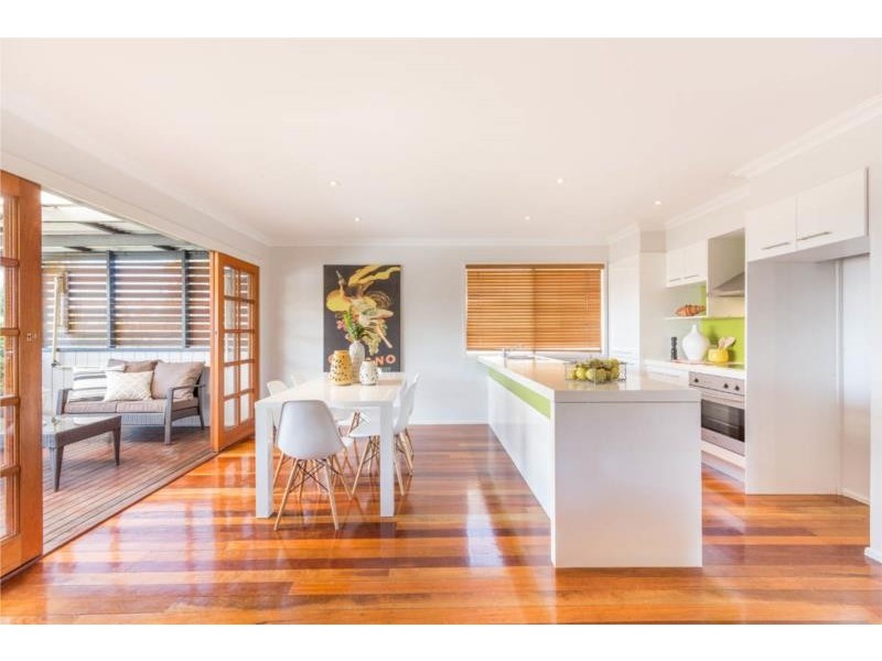 24 Hawkwood Street, Mount Gravatt East QLD 4122