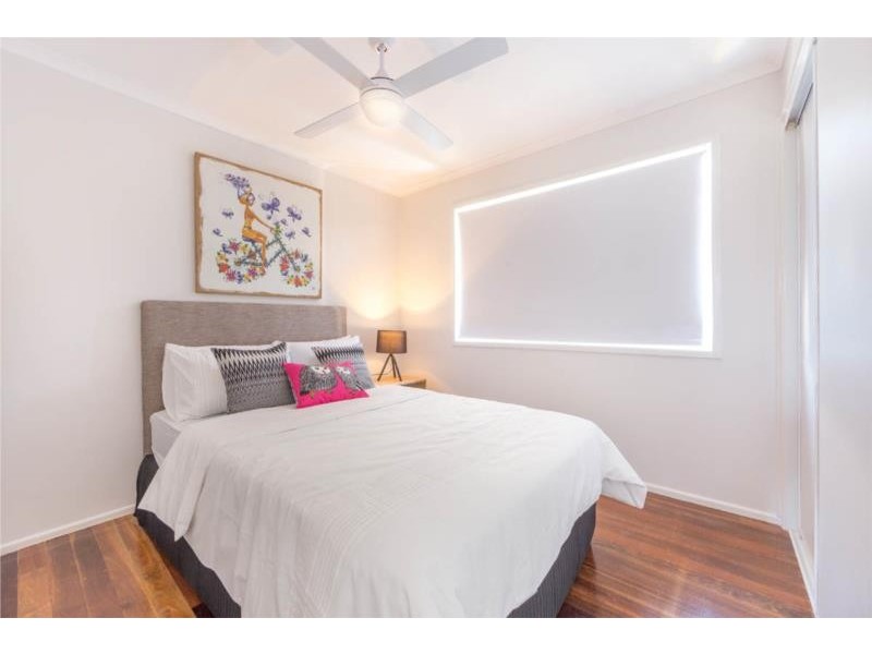 24 Hawkwood Street, Mount Gravatt East QLD 4122