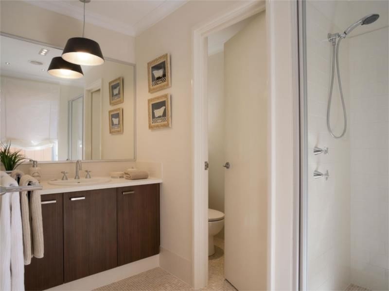 8 Malvern Road, Butler WA 6036