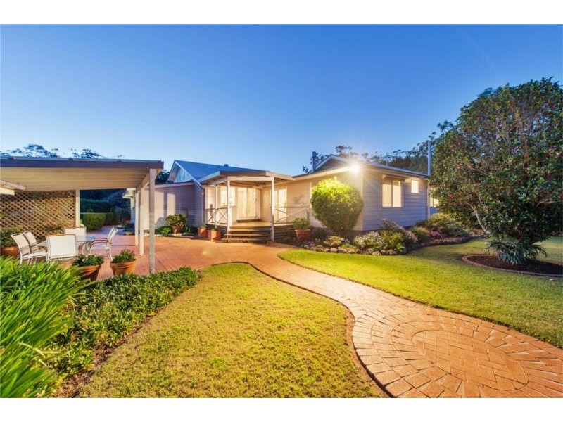 102 Beacon Road, Tamborine Mountain QLD 4272