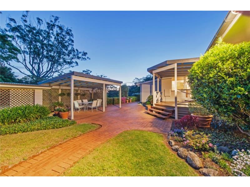102 Beacon Road, Tamborine Mountain QLD 4272