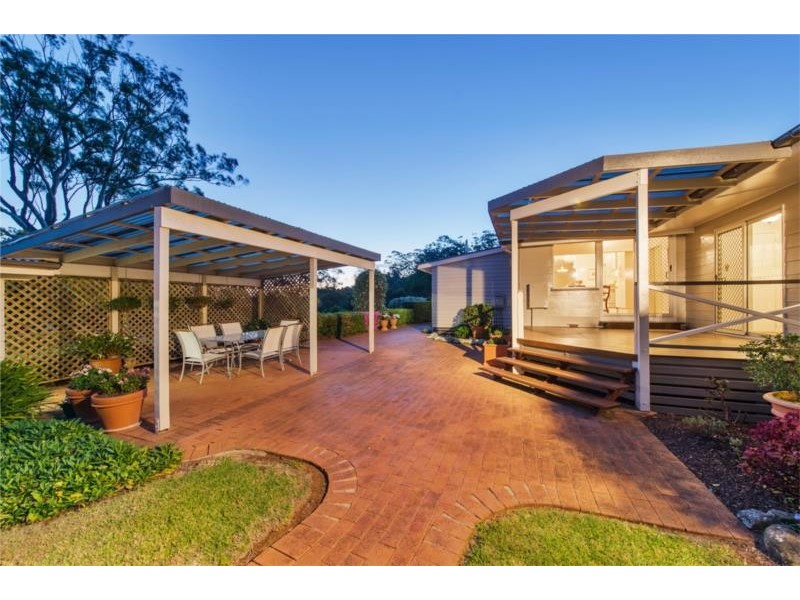 102 Beacon Road, Tamborine Mountain QLD 4272