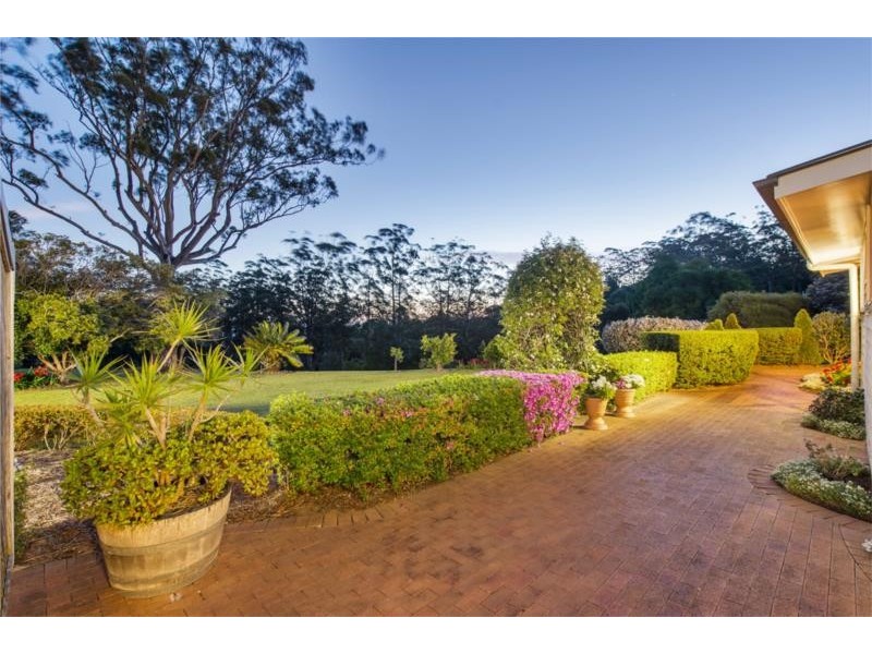 102 Beacon Road, Tamborine Mountain QLD 4272