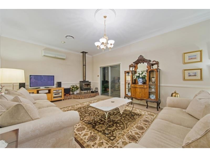 102 Beacon Road, Tamborine Mountain QLD 4272