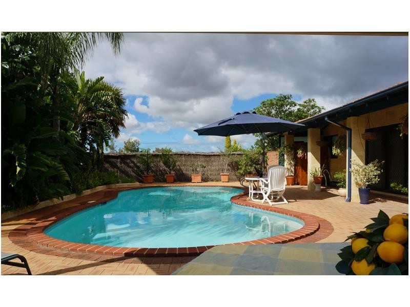 10 Kruger Place, Booragoon WA 6154