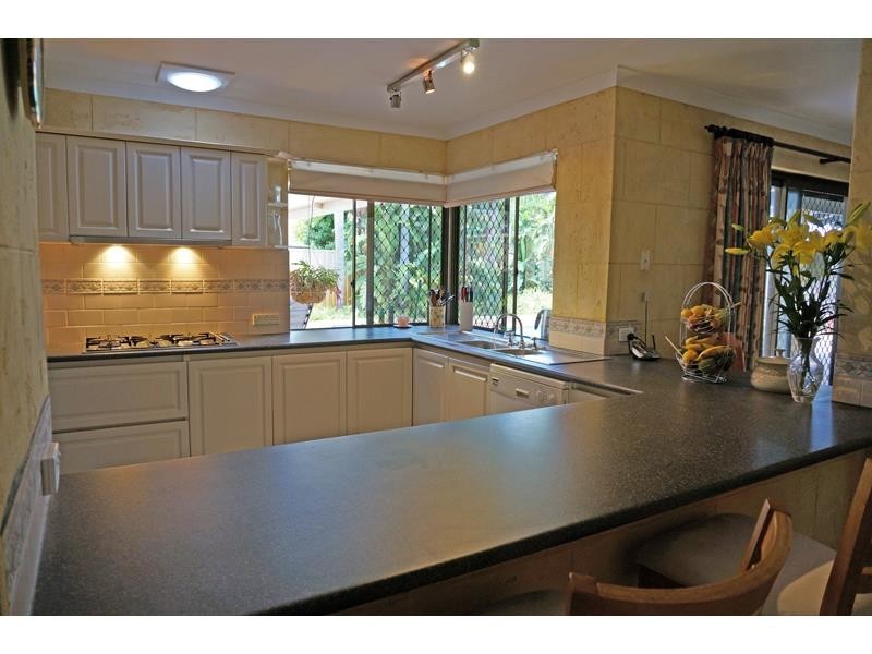 10 Kruger Place, Booragoon WA 6154