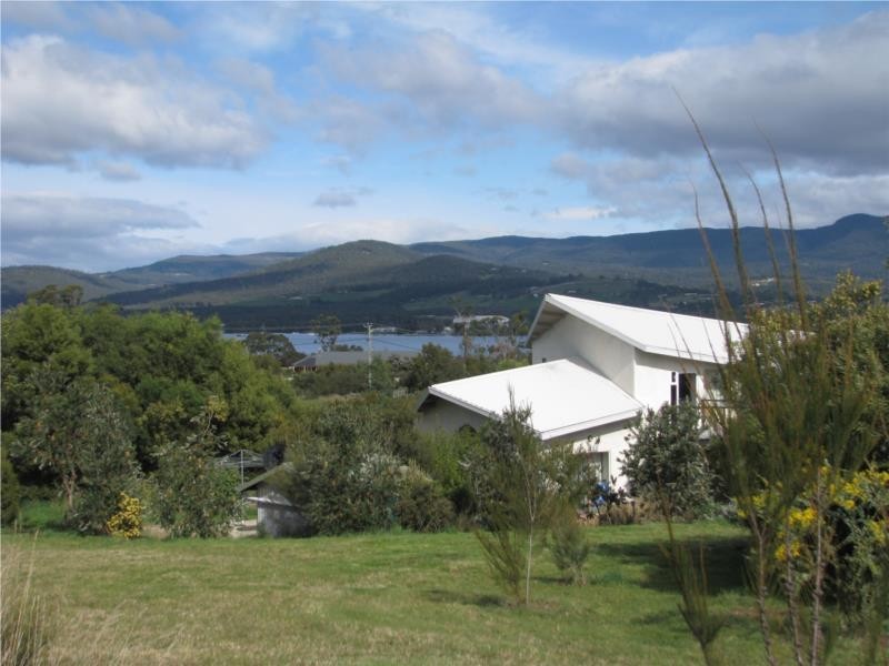 75 Draper Road, Howden TAS 7054