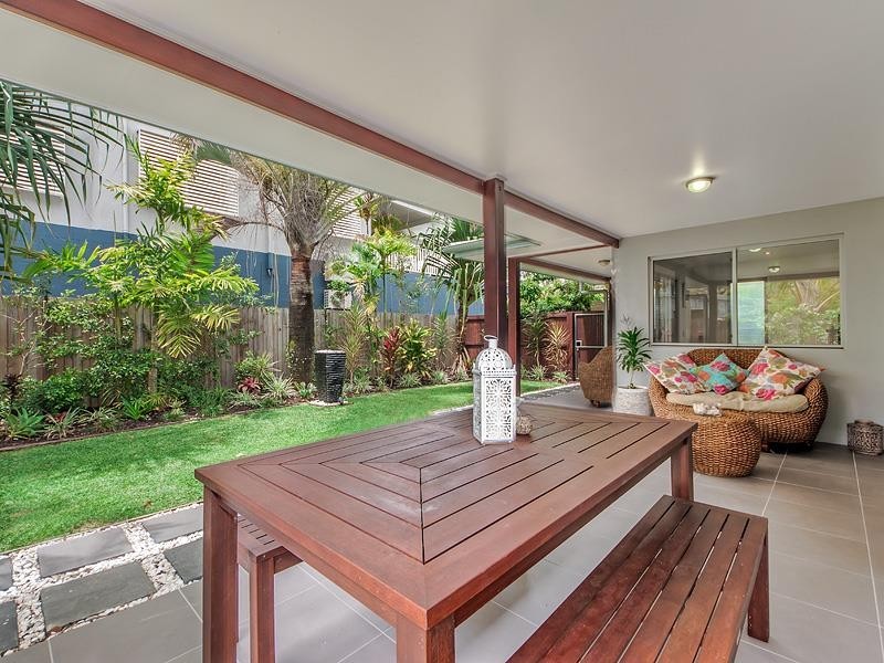 2/10 Sunrise Avenue, Coolum Beach QLD 4573