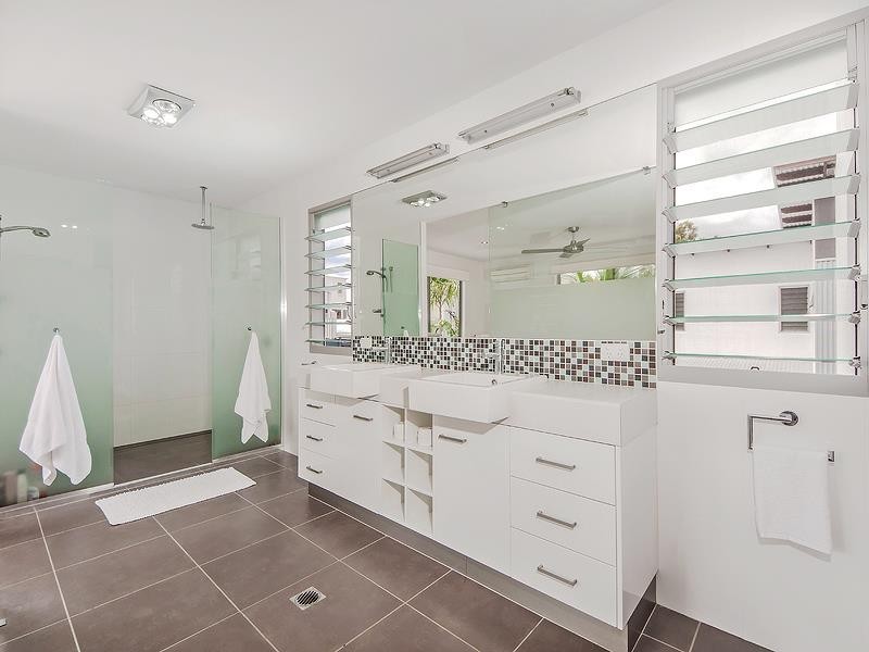 2/10 Sunrise Avenue, Coolum Beach QLD 4573