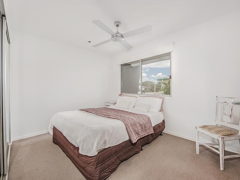 2/10 Sunrise Avenue, Coolum Beach QLD 4573