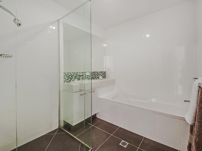 2/10 Sunrise Avenue, Coolum Beach QLD 4573