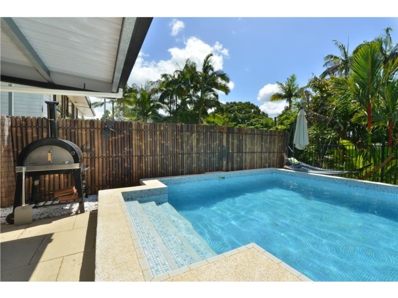 116 Petersen Street, Freshwater QLD 4870