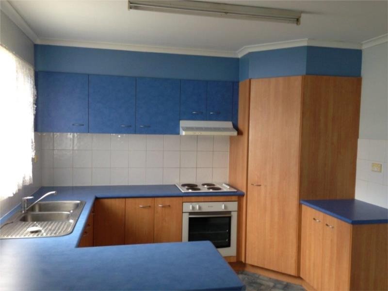 14 Dwyer Street, Beachmere QLD 4510