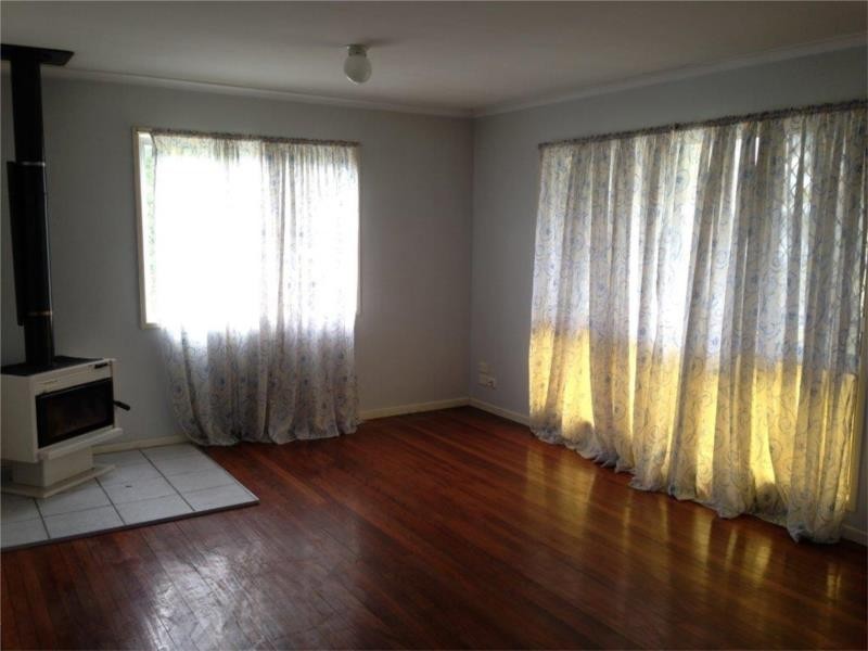 14 Dwyer Street, Beachmere QLD 4510