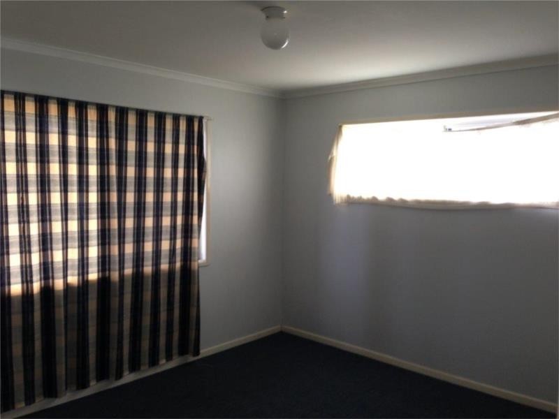 14 Dwyer Street, Beachmere QLD 4510