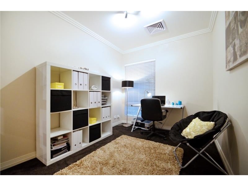 1  Annevoie Road, Landsdale WA 6065