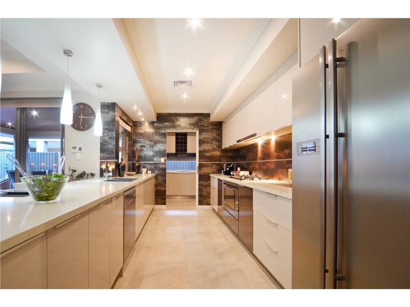 1  Annevoie Road, Landsdale WA 6065