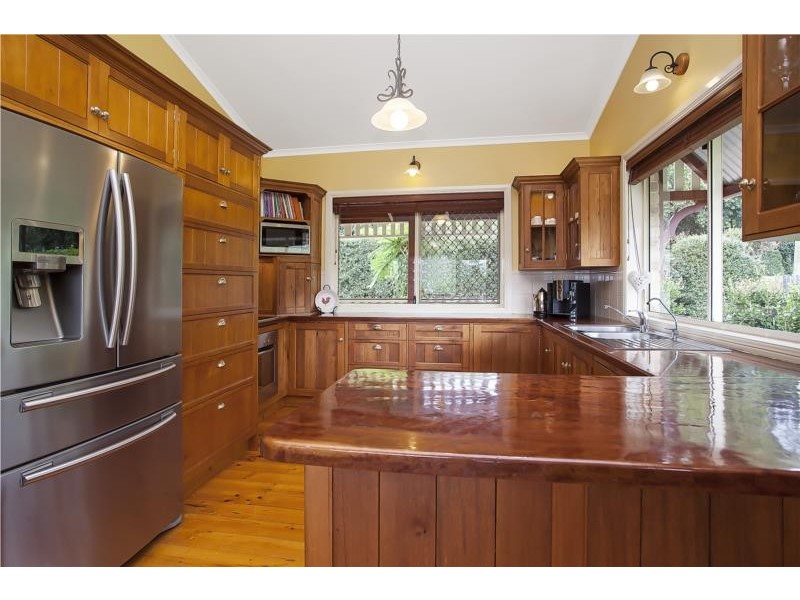 22-24 St Bernard Street, Tamborine Mountain QLD 4272