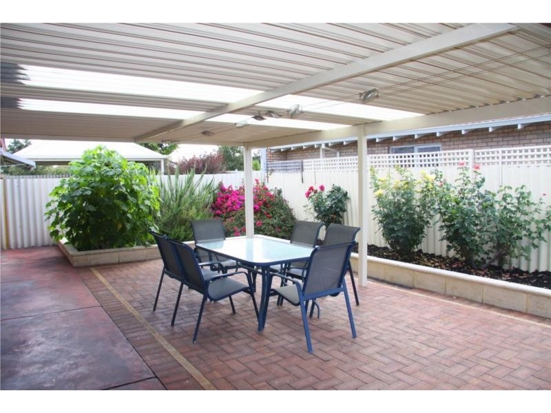 100 Leeds Street, Dianella WA 6059