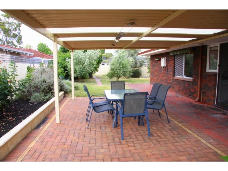 100 Leeds Street, Dianella WA 6059