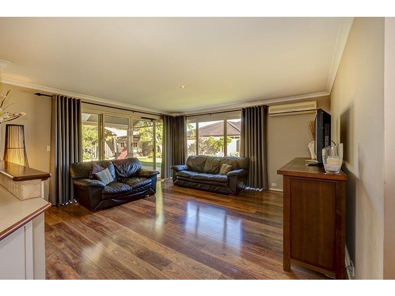 11 St Andrews Drive, Pelican Point WA 6230