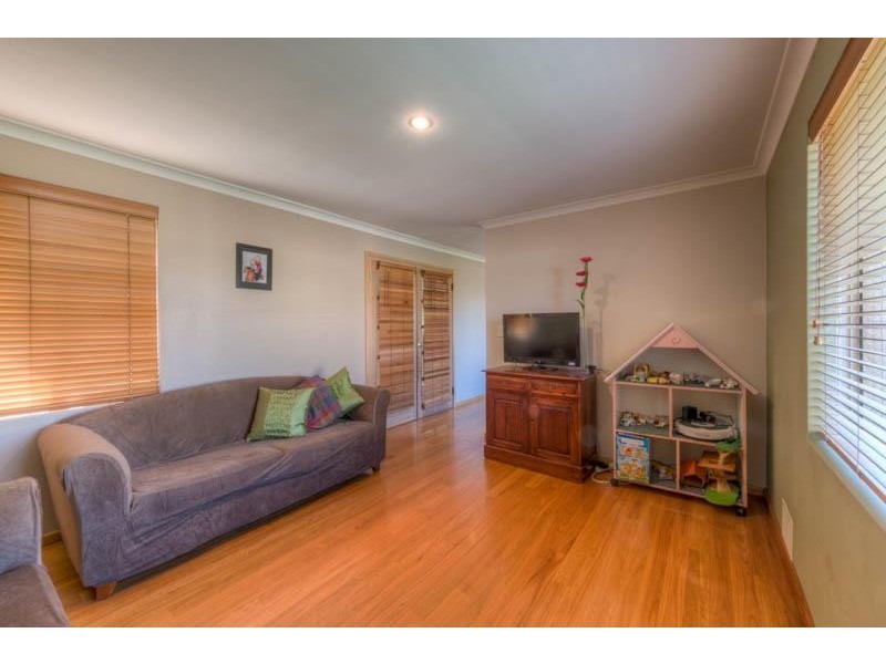 11 St Andrews Drive, Pelican Point WA 6230