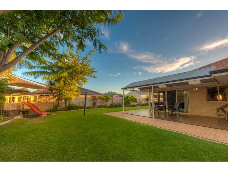 11 St Andrews Drive, Pelican Point WA 6230