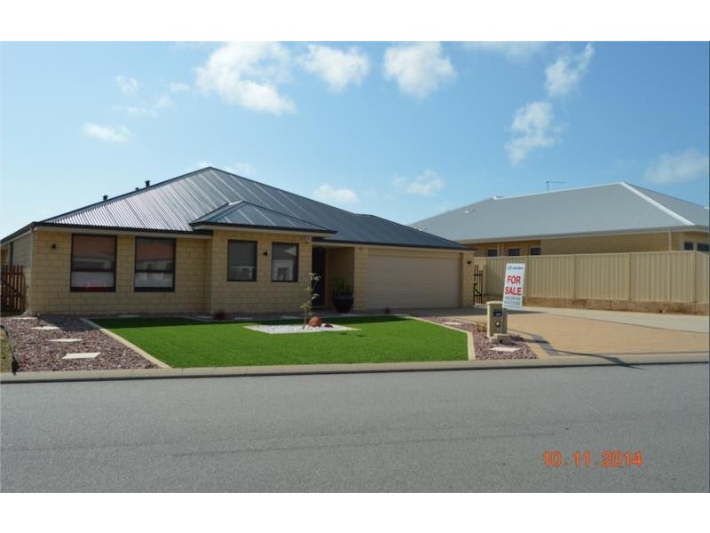 9 Arpenteur Turn, Madora Bay WA 6210