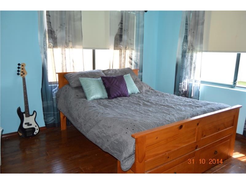 9 Arpenteur Turn, Madora Bay WA 6210