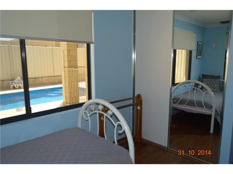 9 Arpenteur Turn, Madora Bay WA 6210