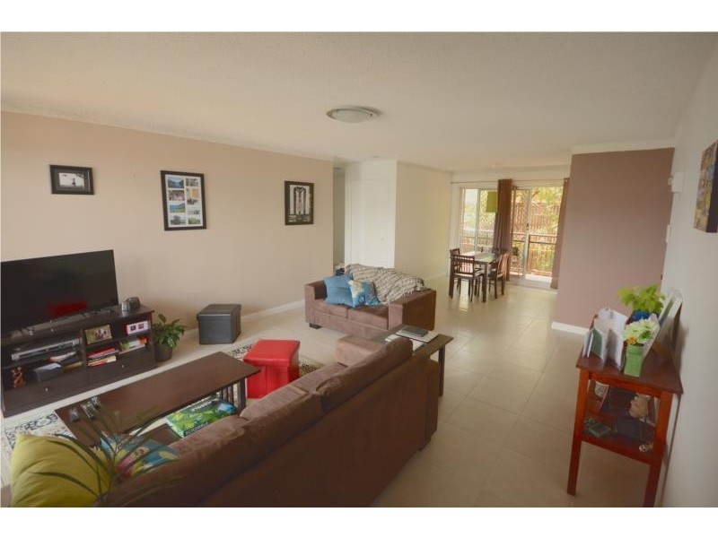2/32 Agnes Street, Morningside QLD 4170