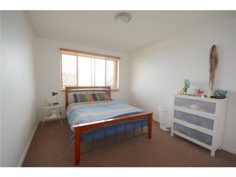 2/32 Agnes Street, Morningside QLD 4170