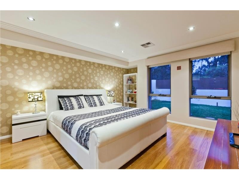 53 Buckingham Road, Swan View WA 6056