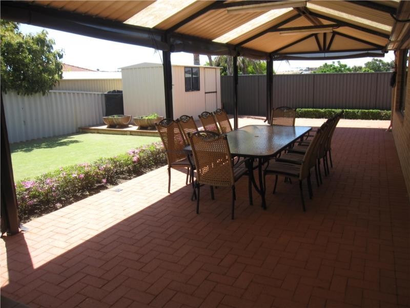 26 Strelitz View, Beeliar WA 6164