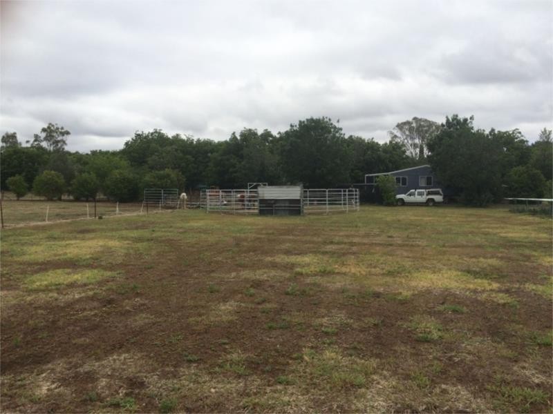 2 Drayton Street, Laidley QLD 4341