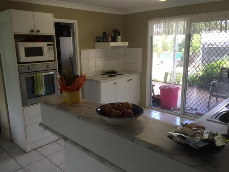 2 Drayton Street, Laidley QLD 4341