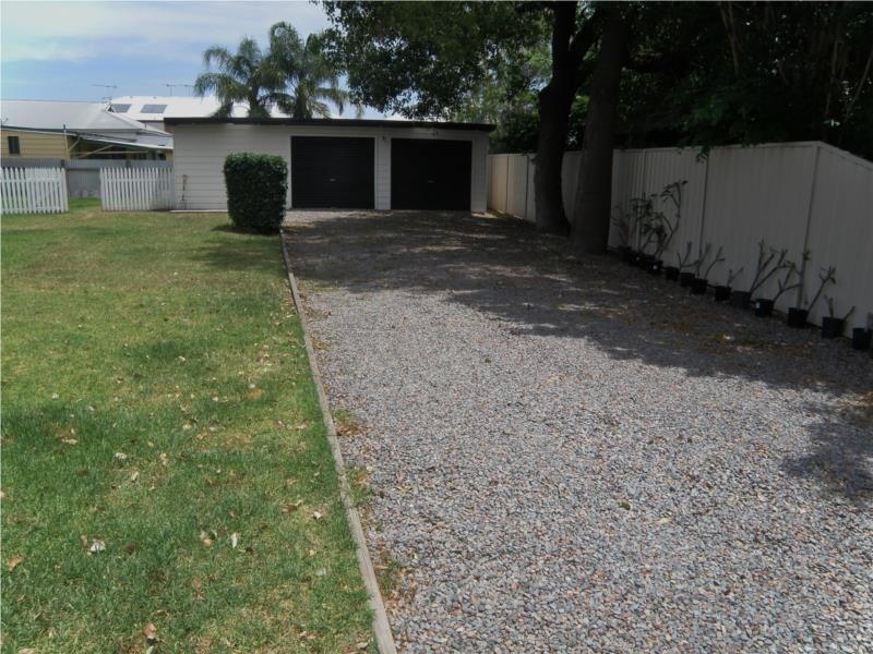 49 Bathurst street, Singleton NSW 2330