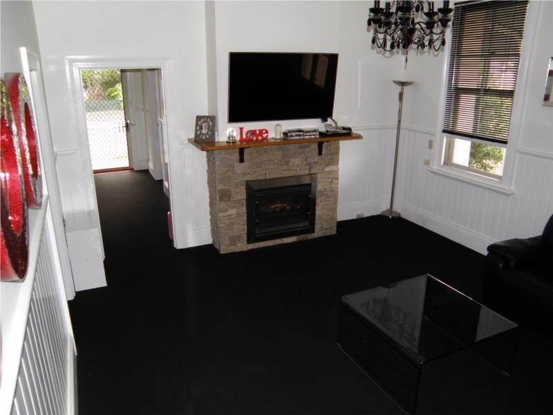 49 Bathurst street, Singleton NSW 2330