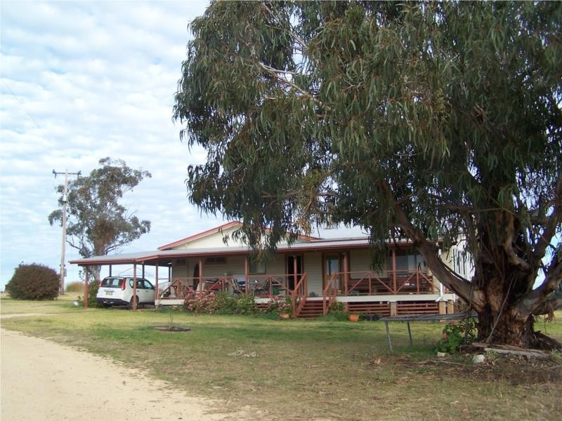 2321 Ashford Road, Inverell NSW 2360