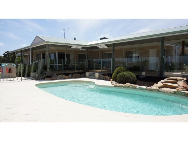 182 Bonita Road, Bullsbrook WA 6084