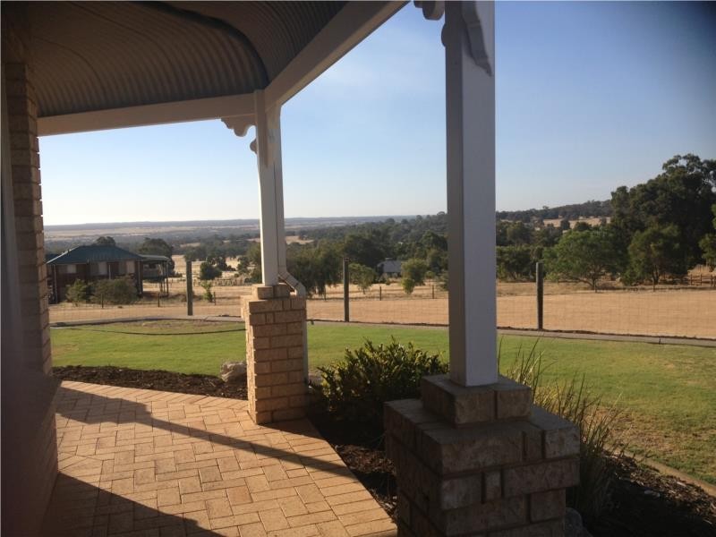 182 Bonita Road, Bullsbrook WA 6084