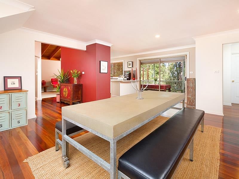96 Davies Avenue, Springwood NSW 2777