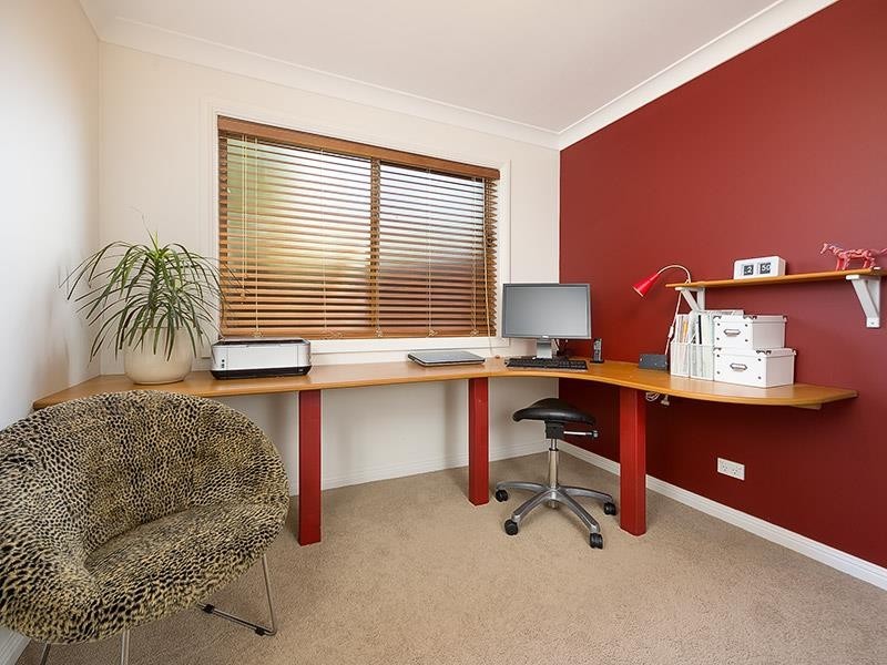 96 Davies Avenue, Springwood NSW 2777