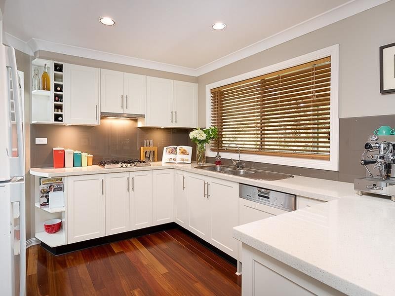96 Davies Avenue, Springwood NSW 2777