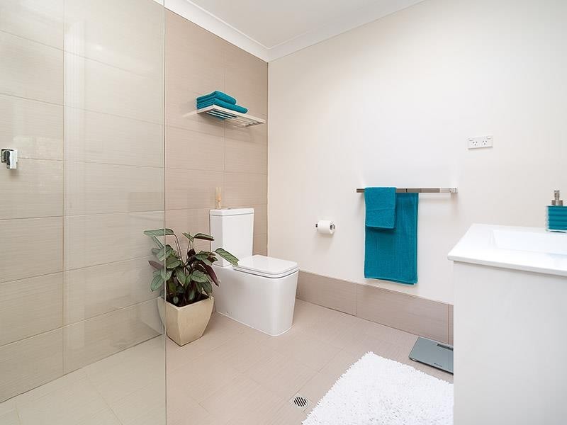 96 Davies Avenue, Springwood NSW 2777