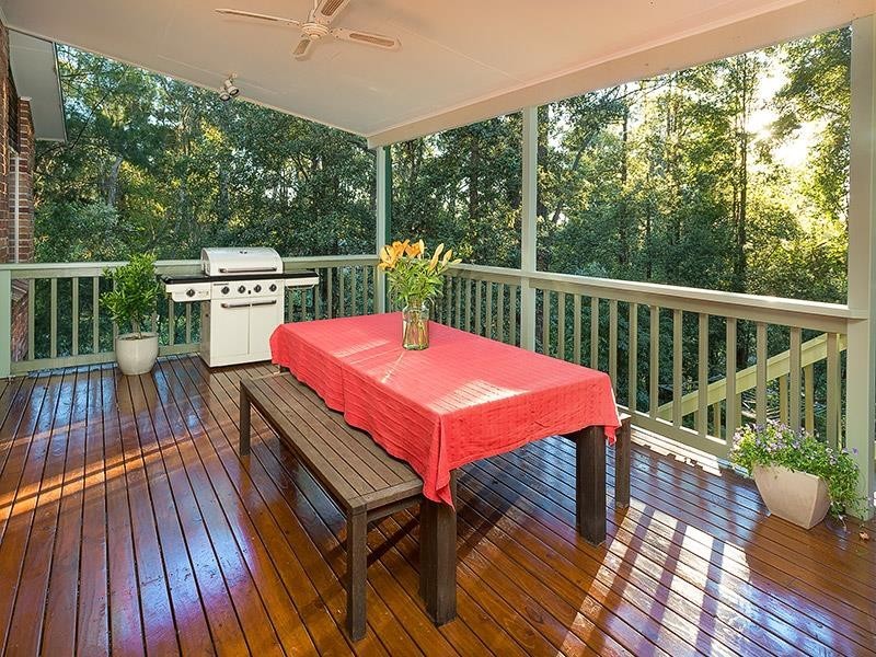 96 Davies Avenue, Springwood NSW 2777