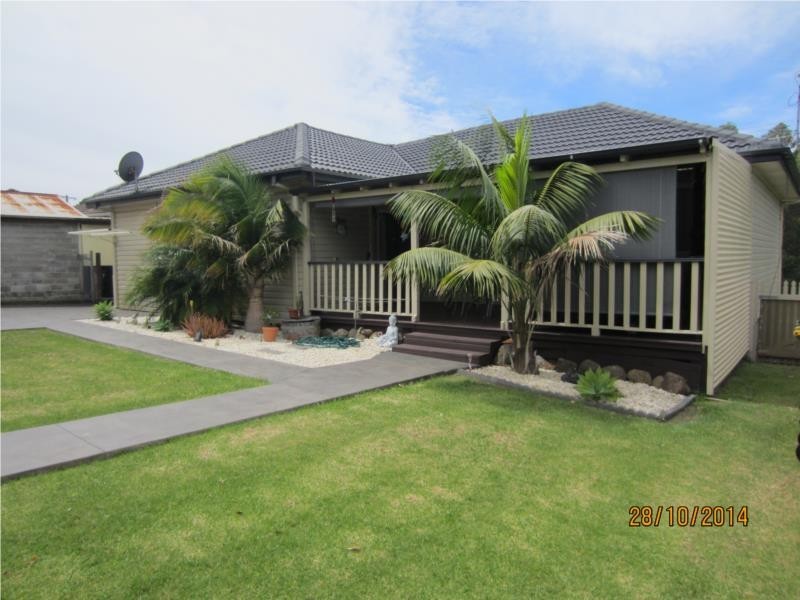 28 Lakelands Drive, Dapto NSW 2530