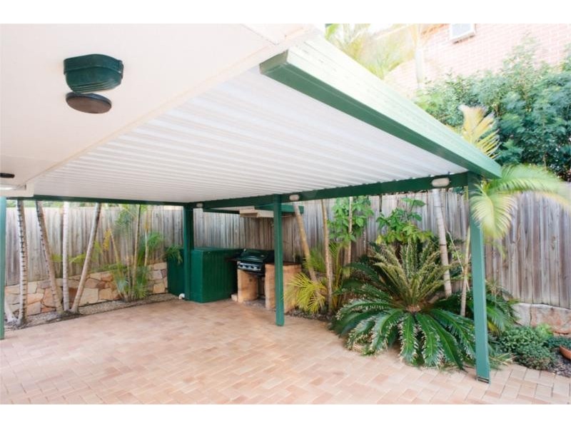 6 Toulon Street, Wishart QLD 4122