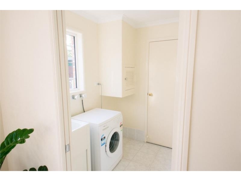 6 Toulon Street, Wishart QLD 4122