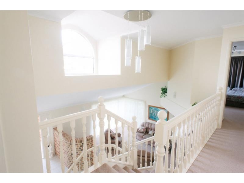 6 Toulon Street, Wishart QLD 4122